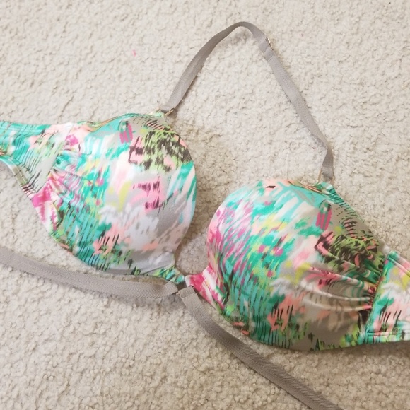 Victoria Secret PUSH UP swim top - Picture 3 of 4